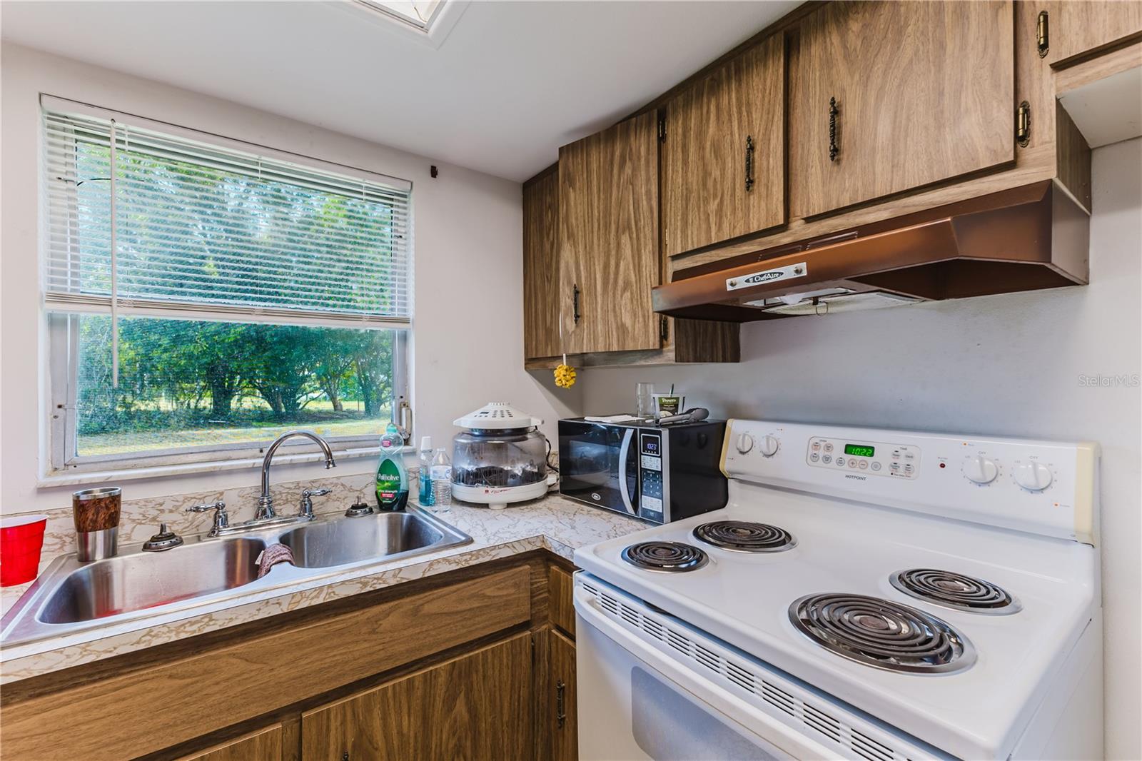 Image 14 of 33 For 27307 Chinquapin Drive