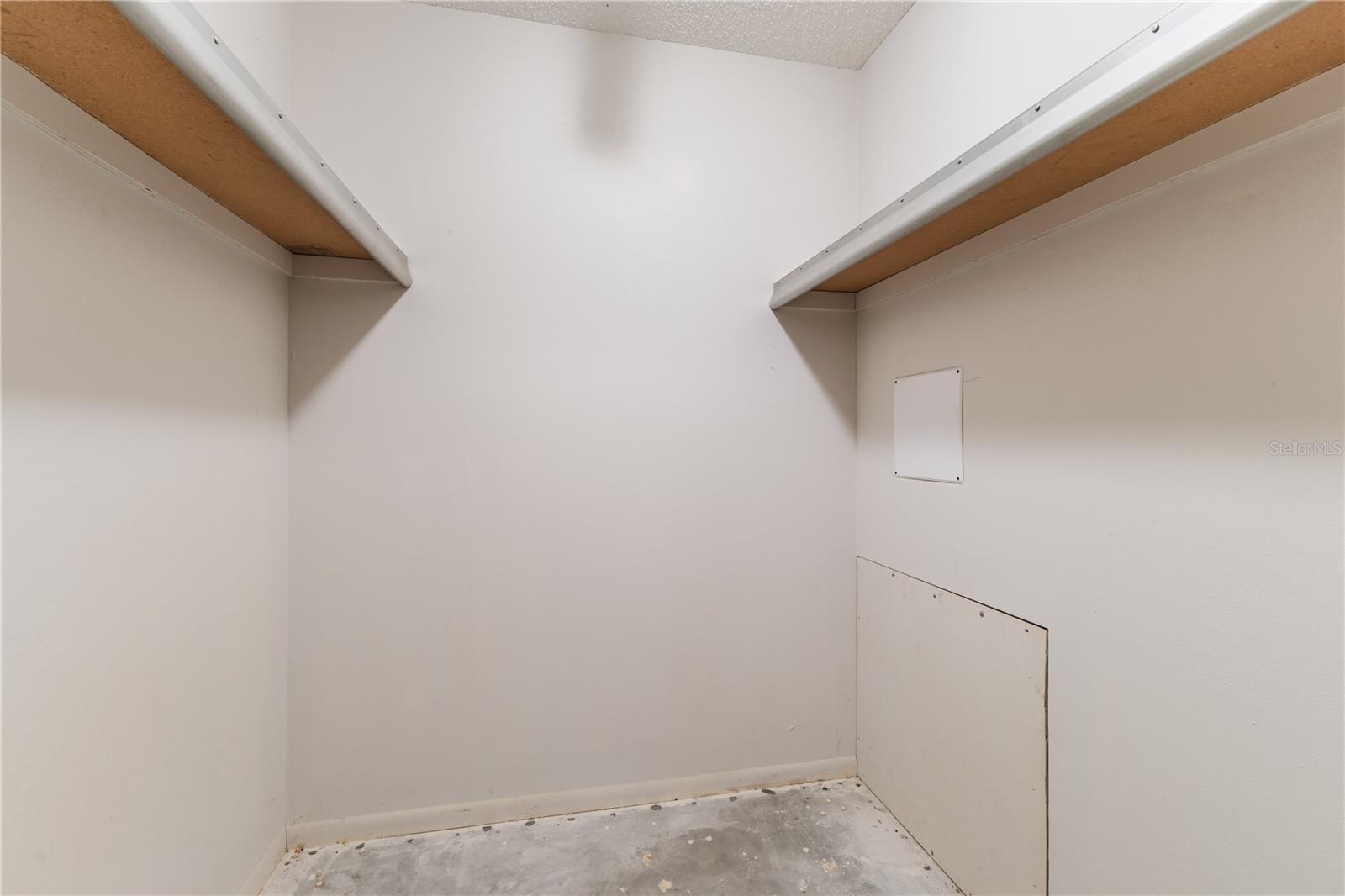 Image 17 of 33 For 27307 Chinquapin Drive