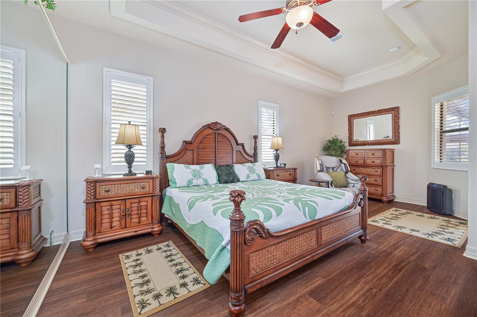 Image 38 of 53 For 506 24th Street