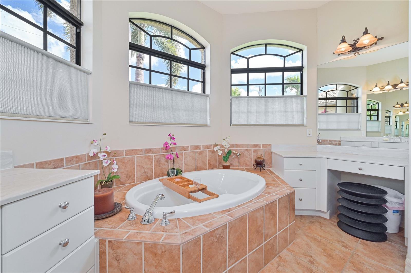 Image 42 of 53 For 506 24th Street