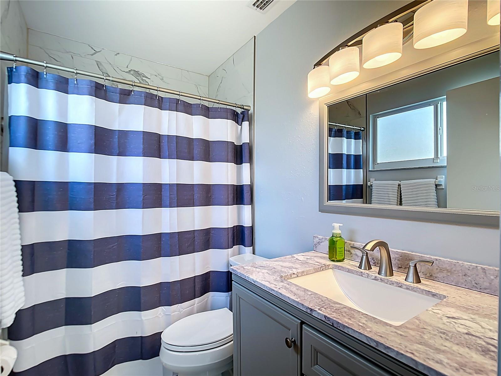 Image 13 of 33 For 6786 Carovel Avenue