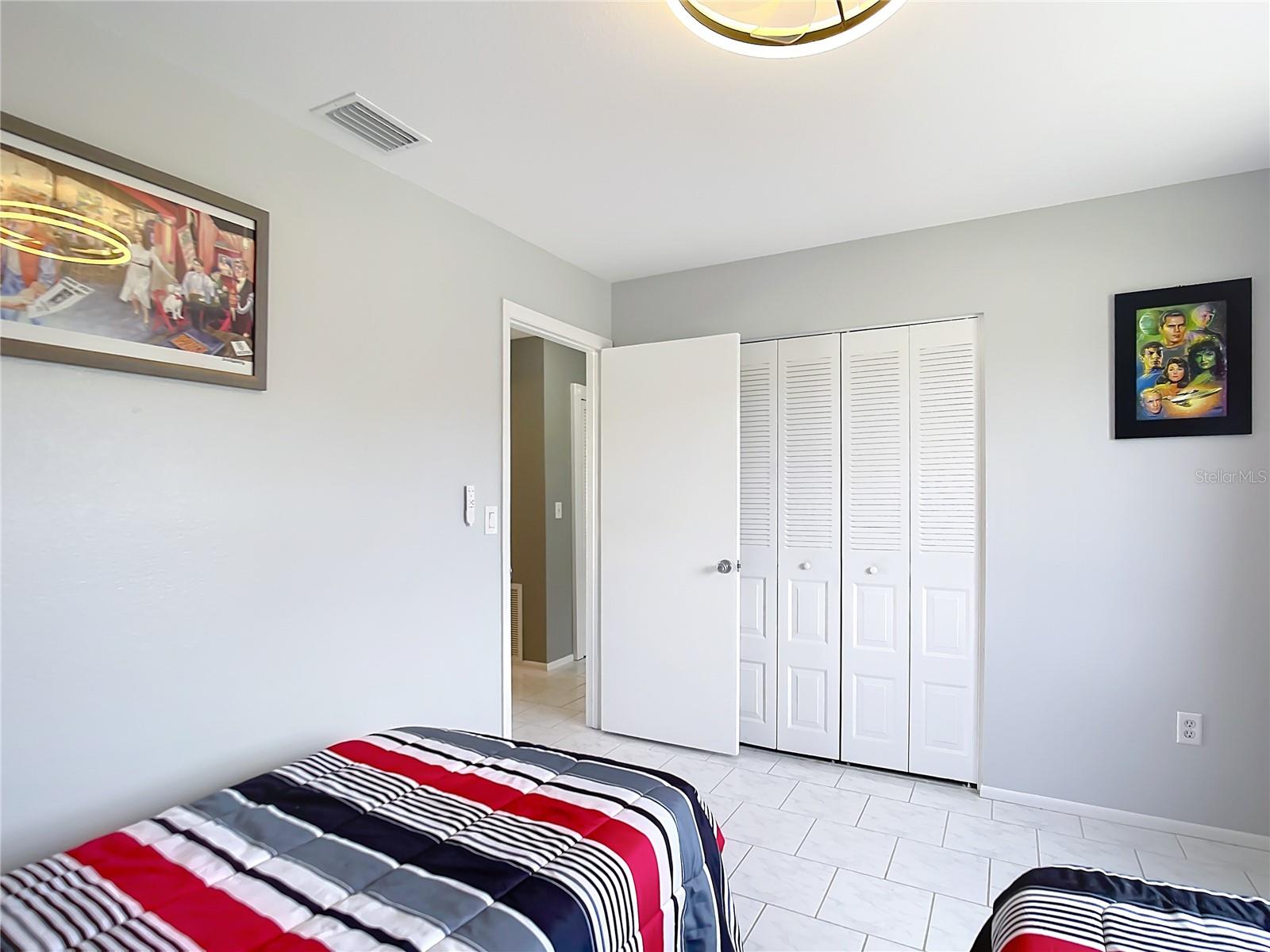 Image 15 of 33 For 6786 Carovel Avenue