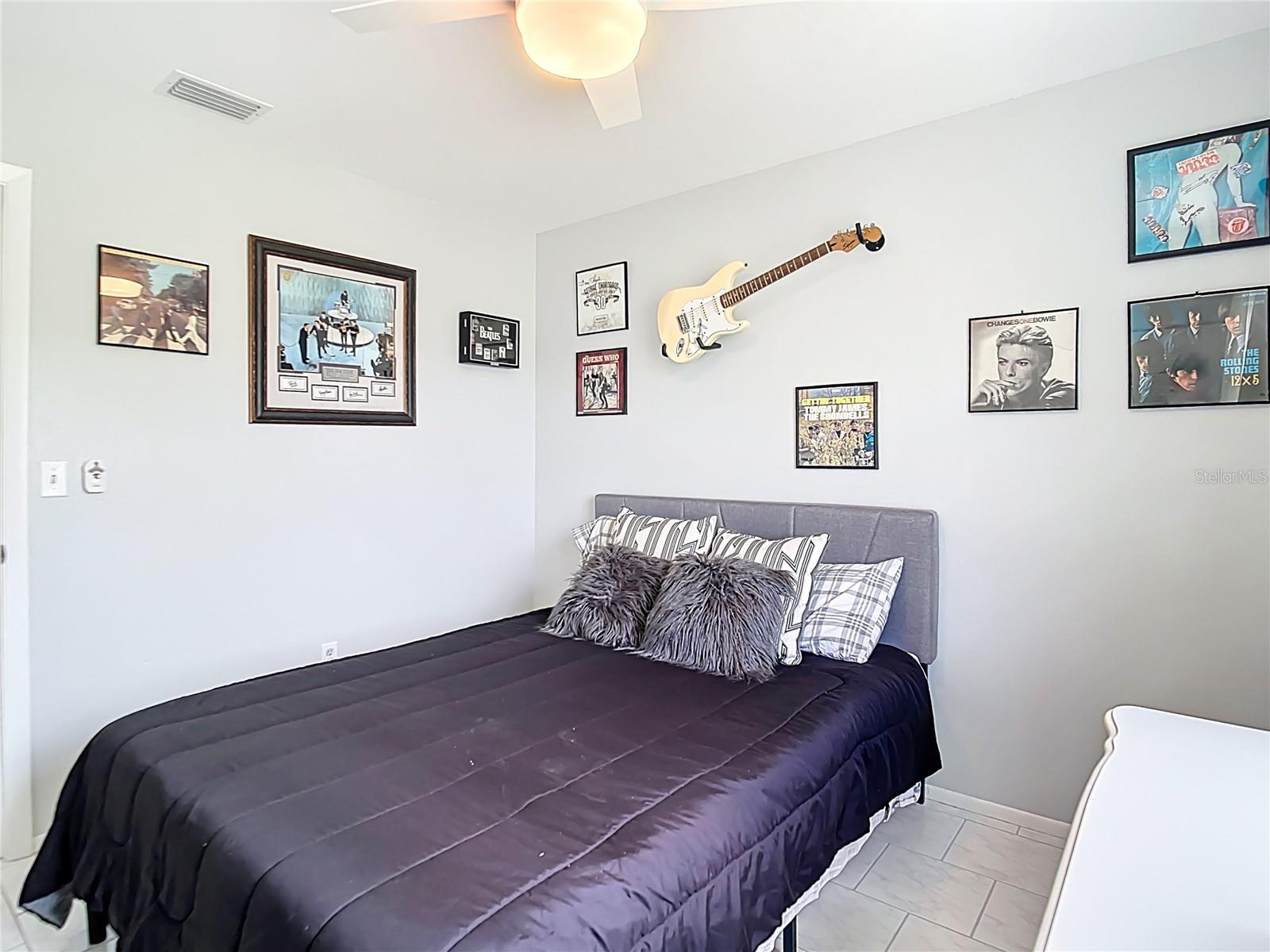 Image 18 of 33 For 6786 Carovel Avenue