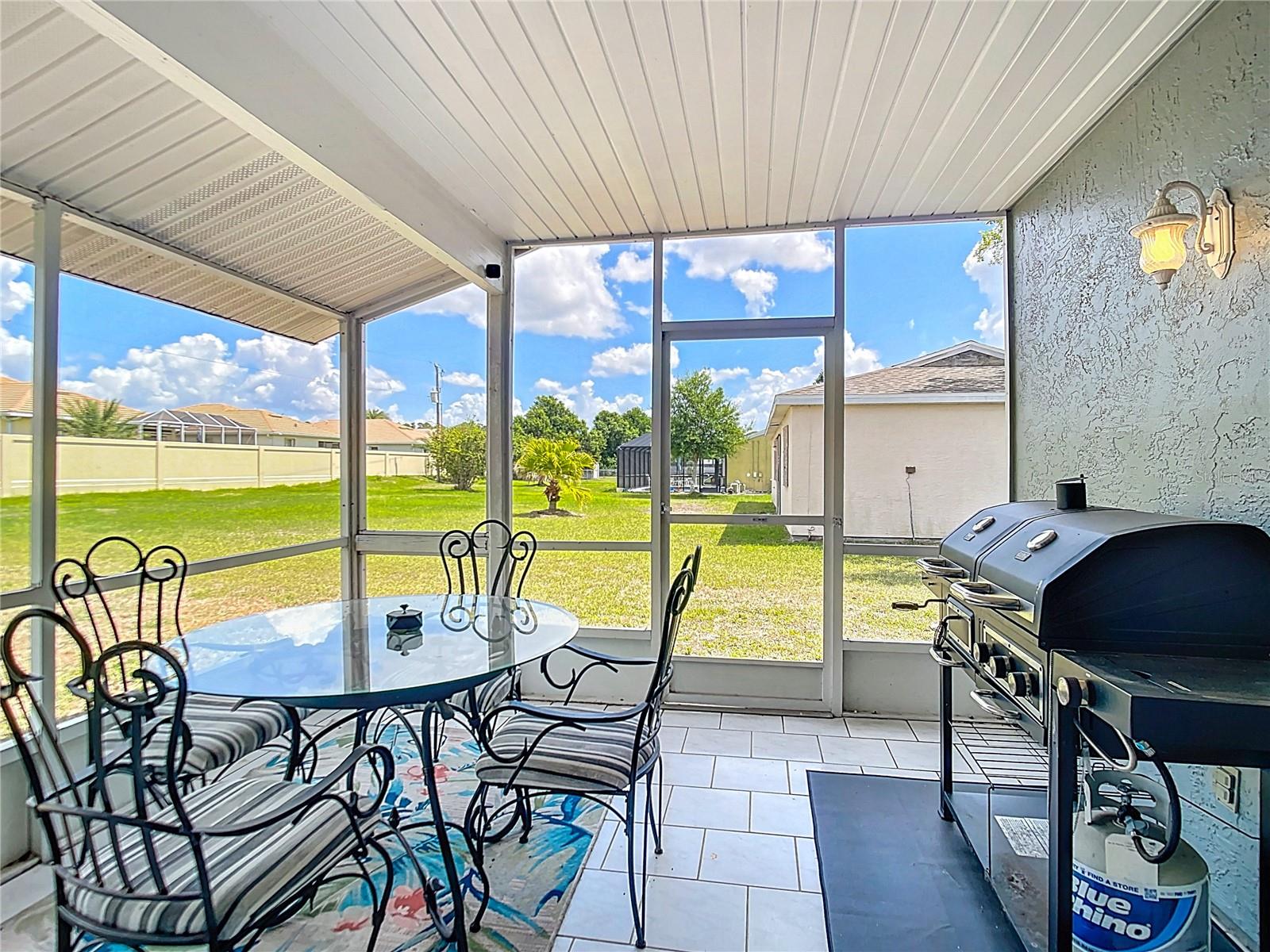 Image 24 of 33 For 6786 Carovel Avenue