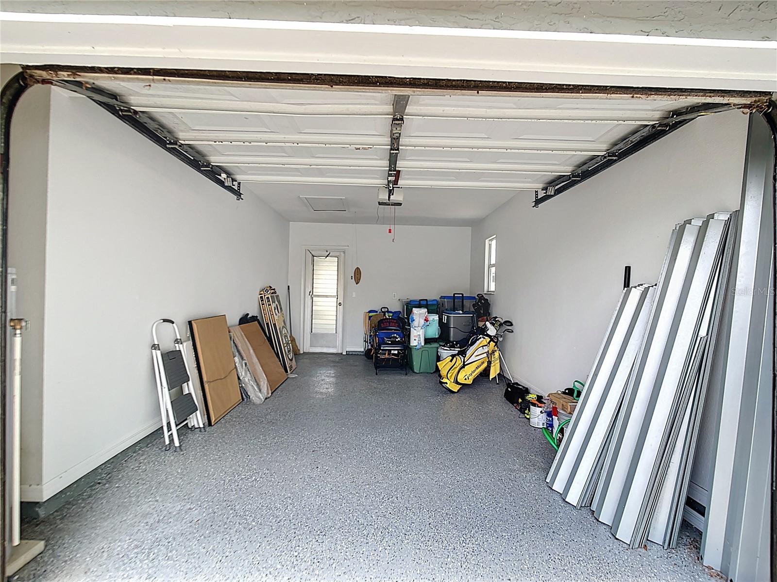 Image 27 of 33 For 6786 Carovel Avenue