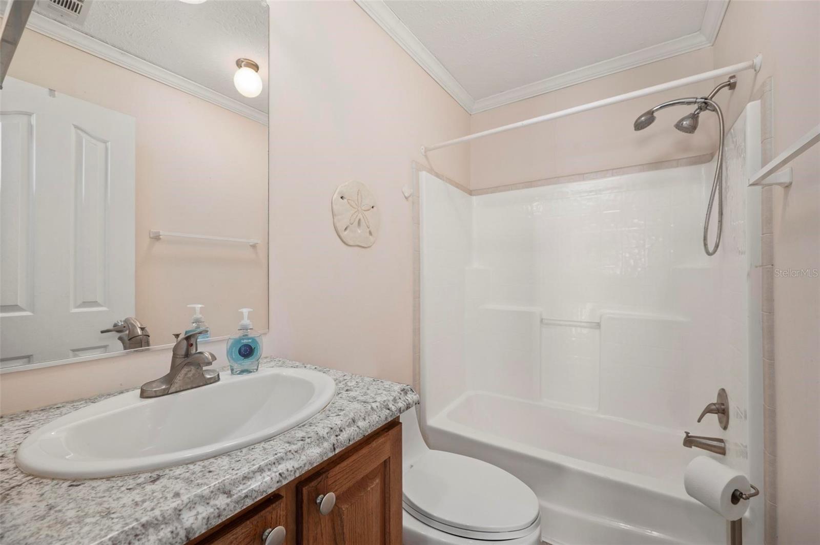 Image 21 of 66 For 1000 Kings Highway 175