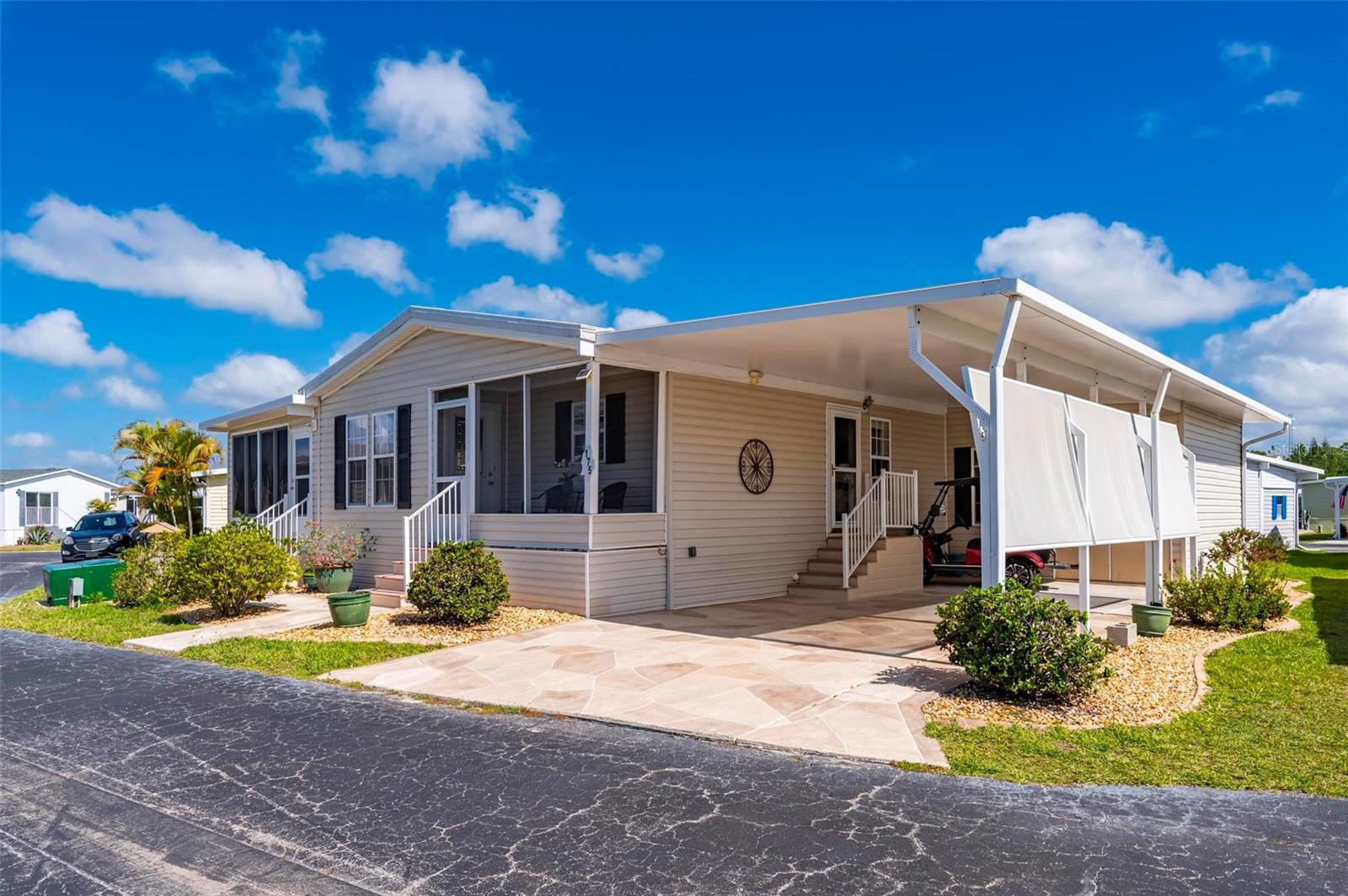 Image 30 of 66 For 1000 Kings Highway 175