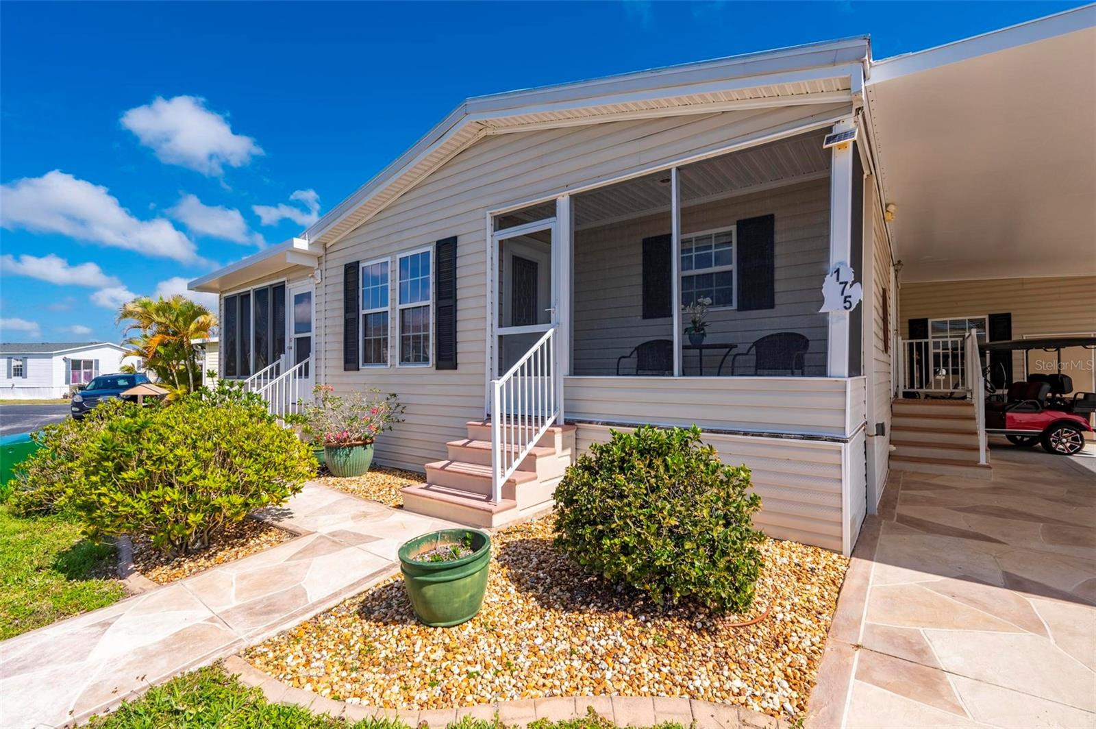 Image 35 of 66 For 1000 Kings Highway 175