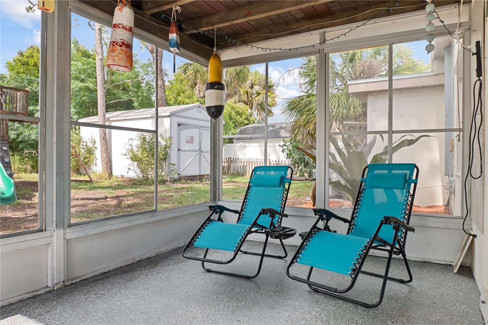 Image 17 of 37 For 22370 Catherine Avenue