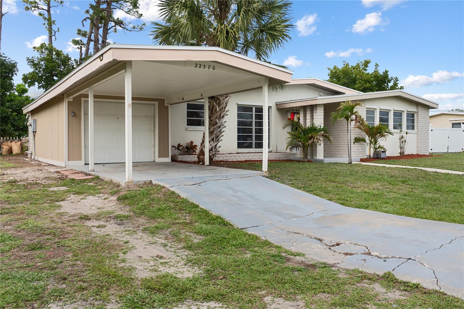 Image 35 of 37 For 22370 Catherine Avenue