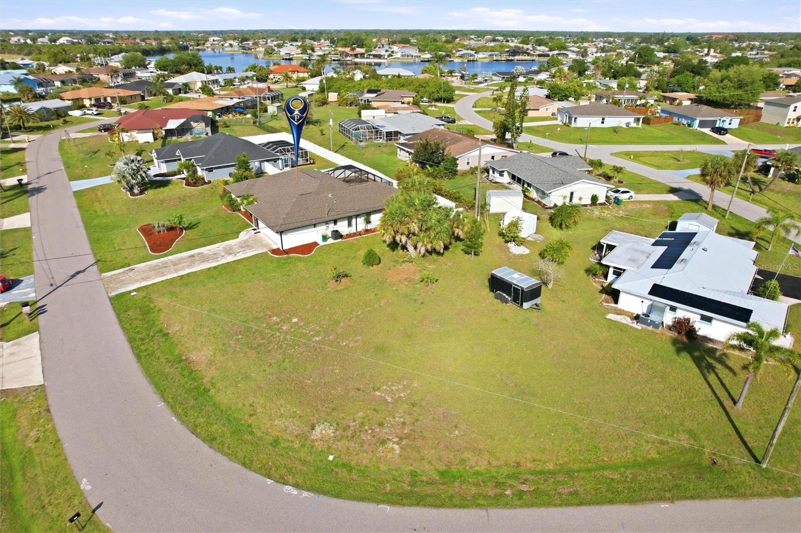 Image 35 of 39 For 176 Waterway Drive Nw