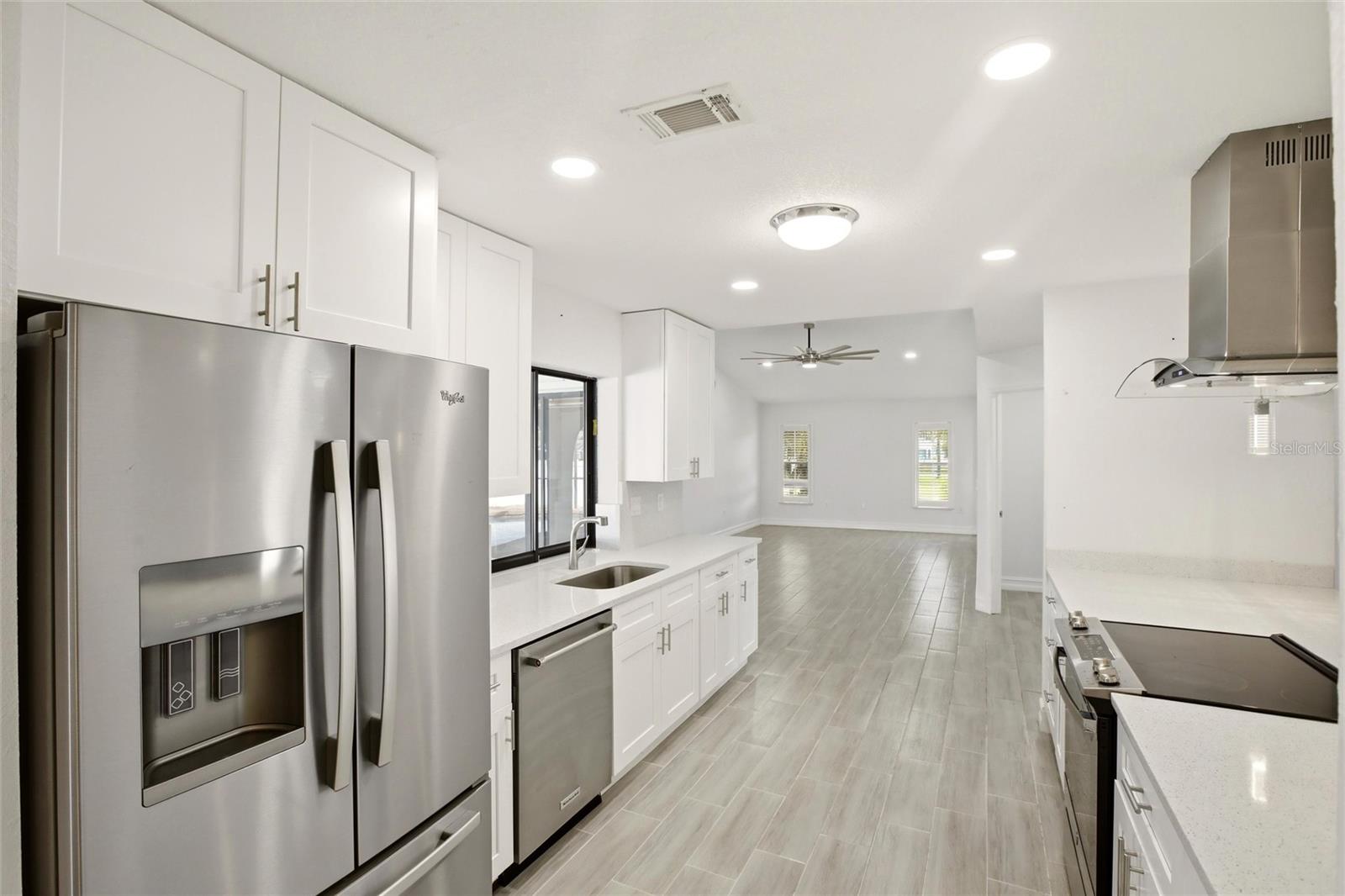 Image 9 of 39 For 176 Waterway Drive Nw