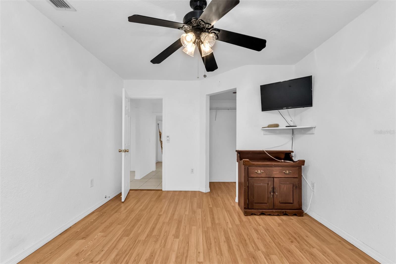 Image 33 of 60 For 23220 Rountree Avenue