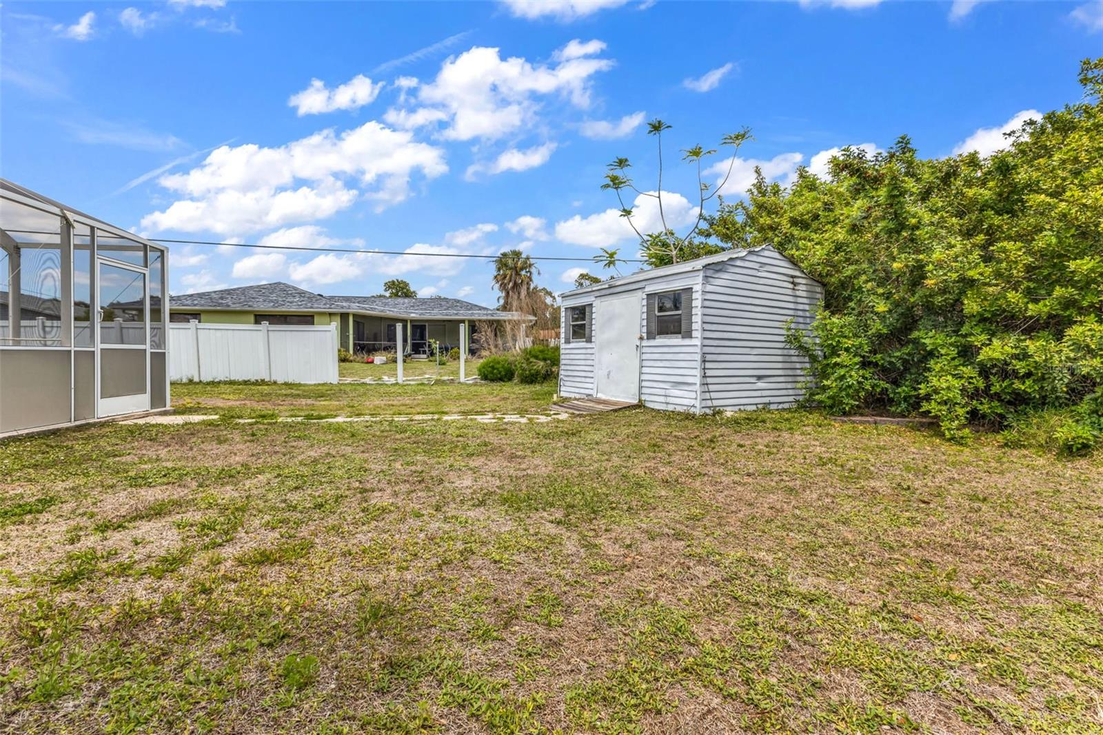 Image 40 of 60 For 23220 Rountree Avenue