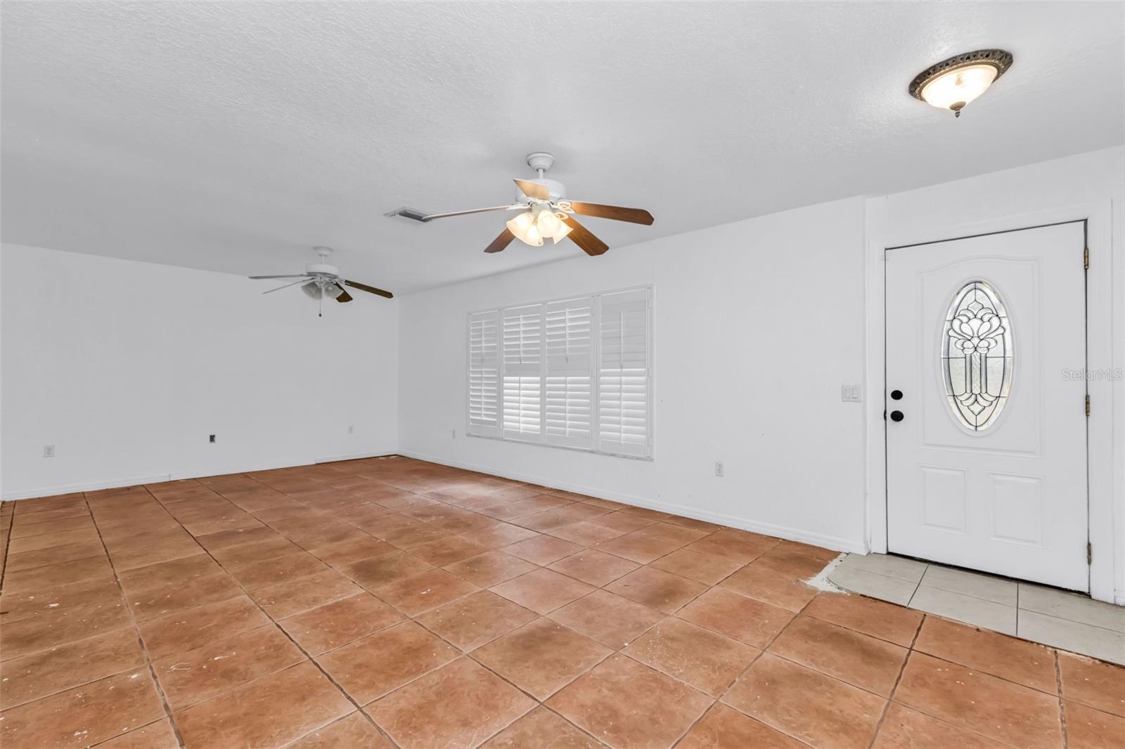 Image 6 of 60 For 23220 Rountree Avenue