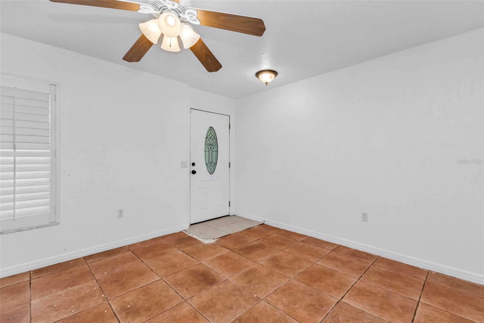 Image 8 of 60 For 23220 Rountree Avenue