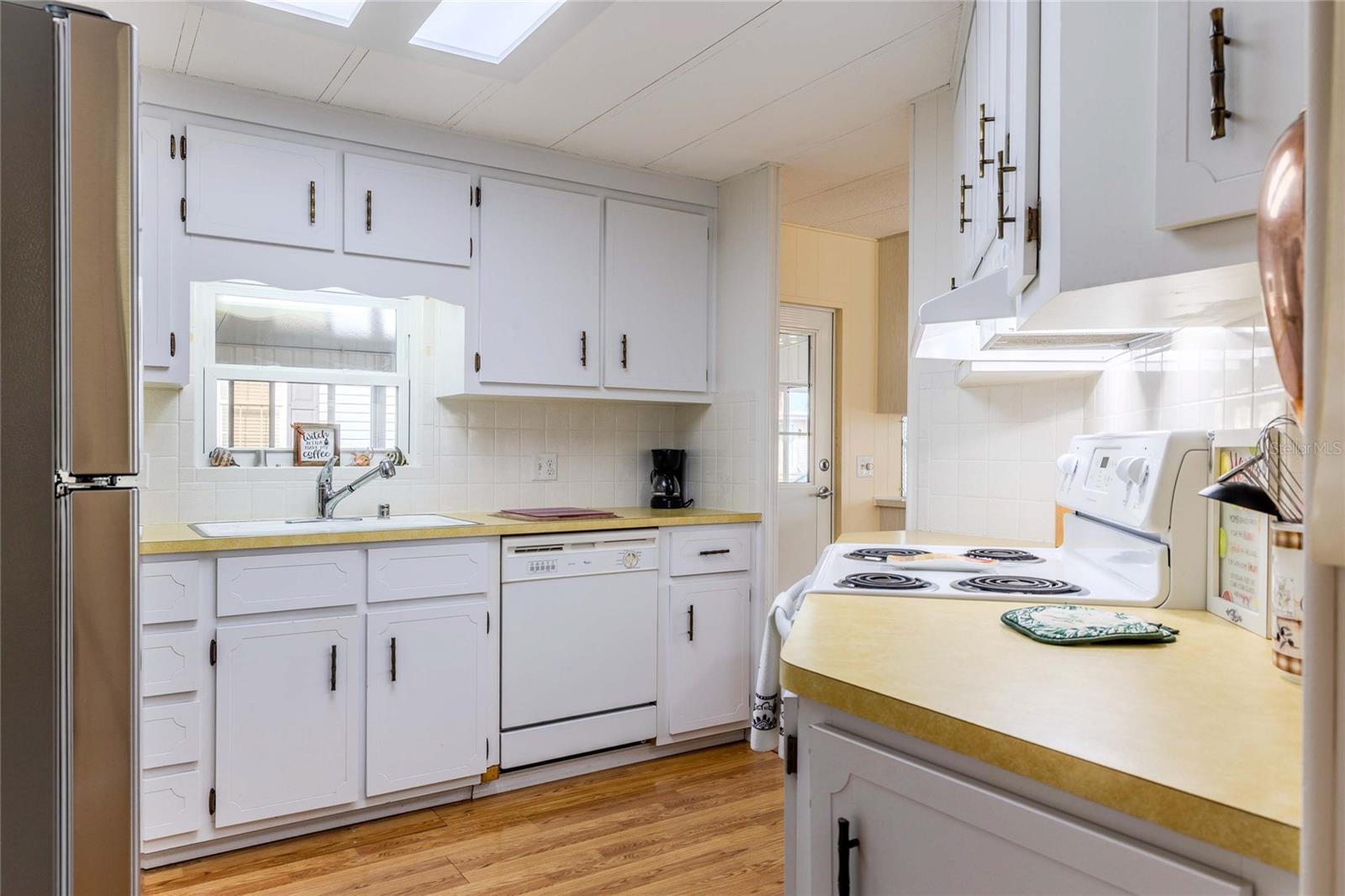 Image 19 of 85 For 2100 Kings Highway Boulevard 137