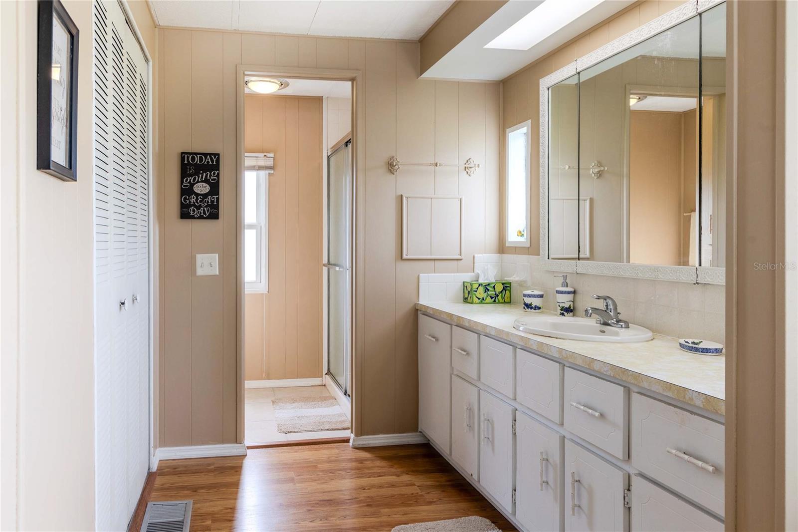 Image 27 of 85 For 2100 Kings Highway Boulevard 137