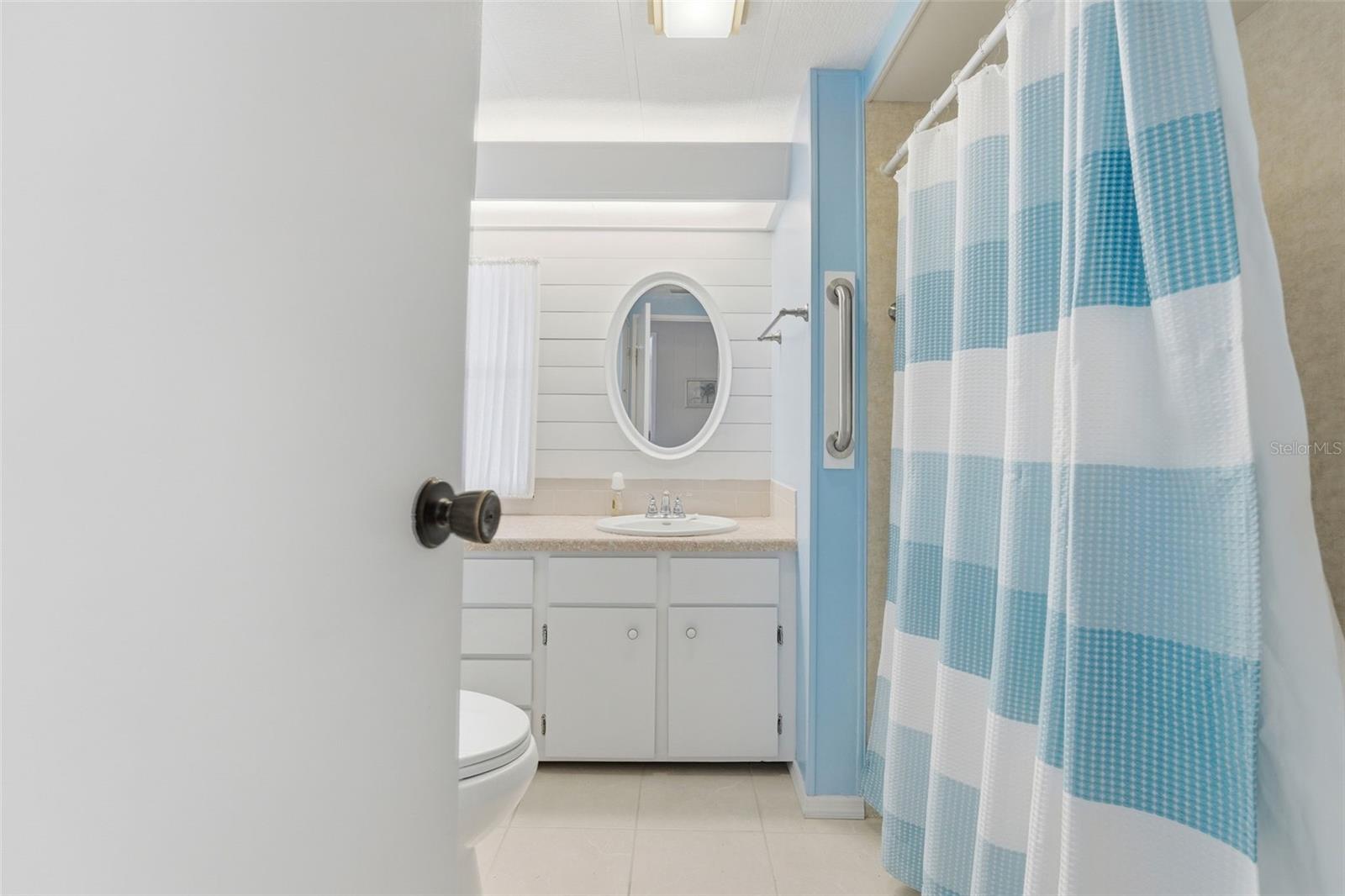 Image 32 of 83 For 130 Island Point Road