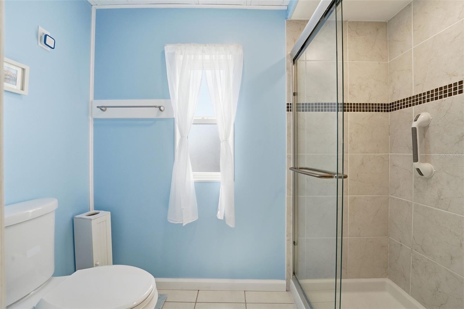 Image 38 of 83 For 130 Island Point Road