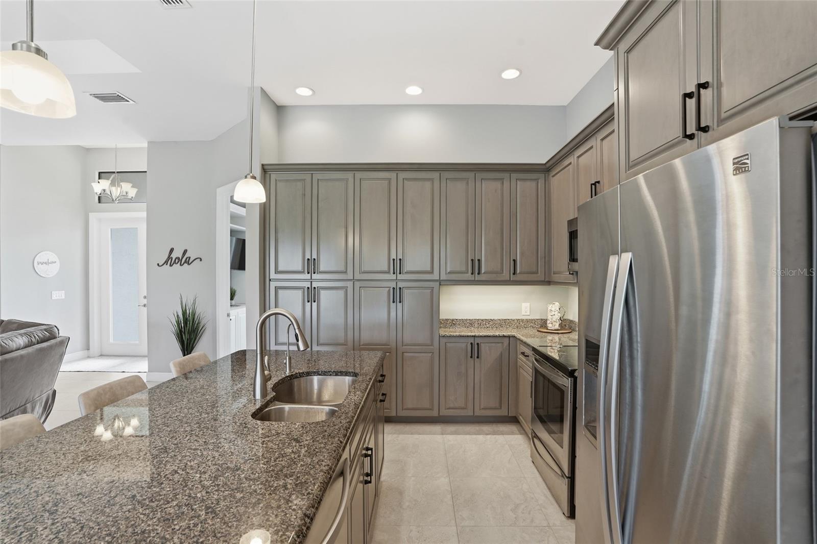 Image 13 of 51 For 1309 19th Lane