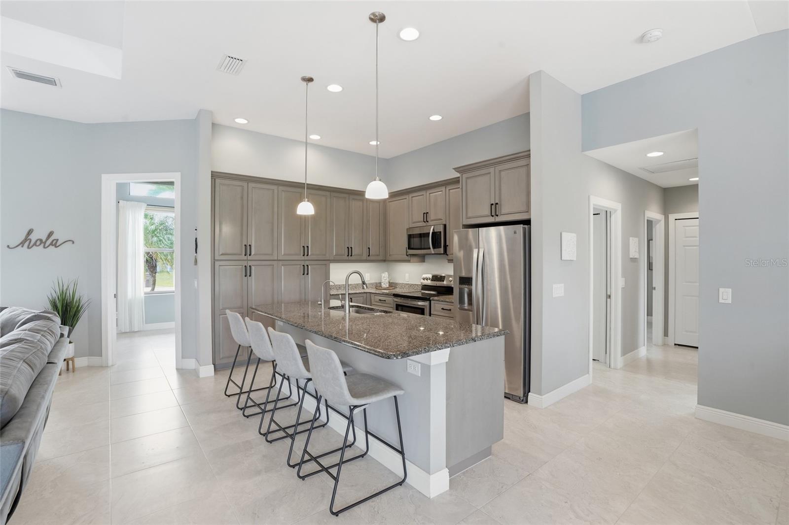 Image 15 of 51 For 1309 19th Lane