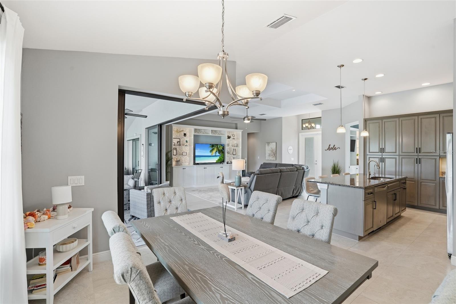 Image 17 of 51 For 1309 19th Lane