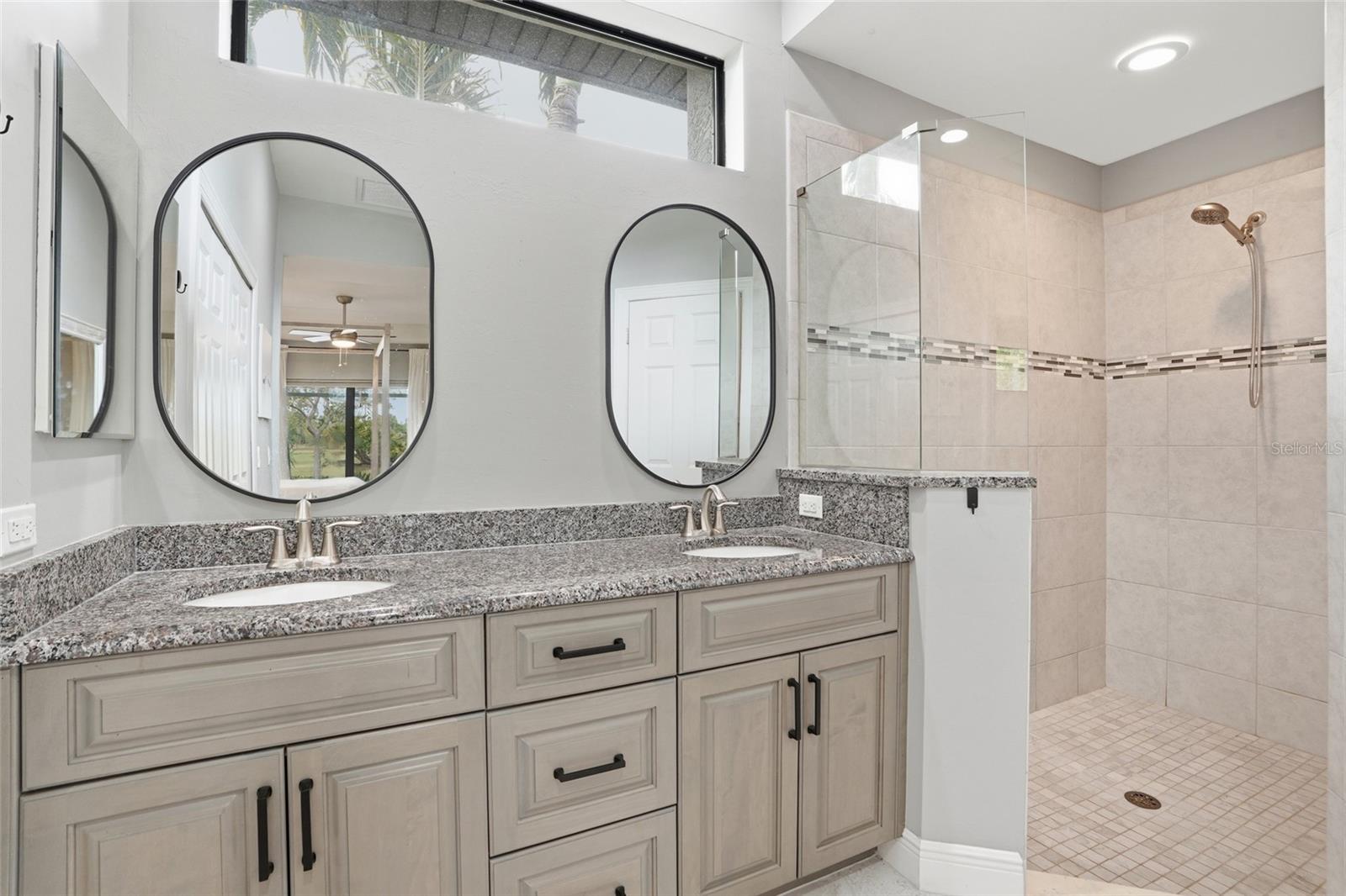 Image 22 of 51 For 1309 19th Lane