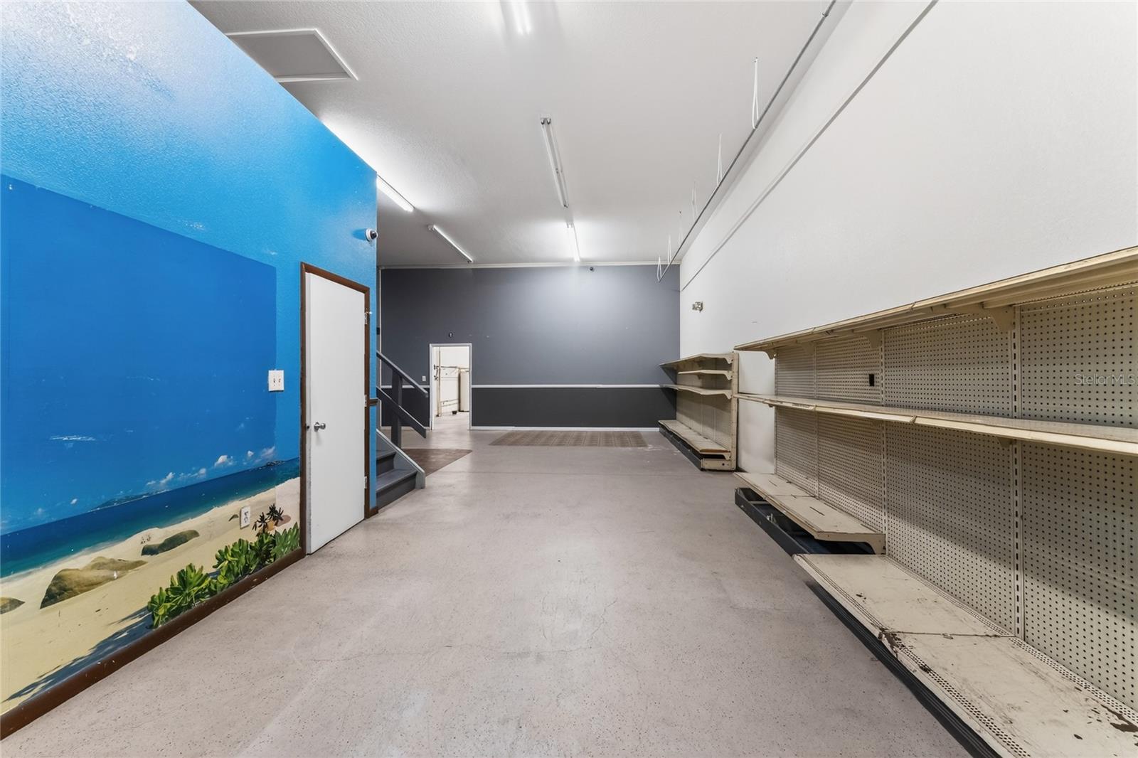 Image 11 of 38 For 4159 Electric Way