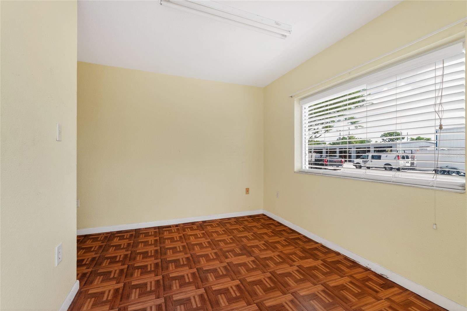 Image 21 of 38 For 4159 Electric Way