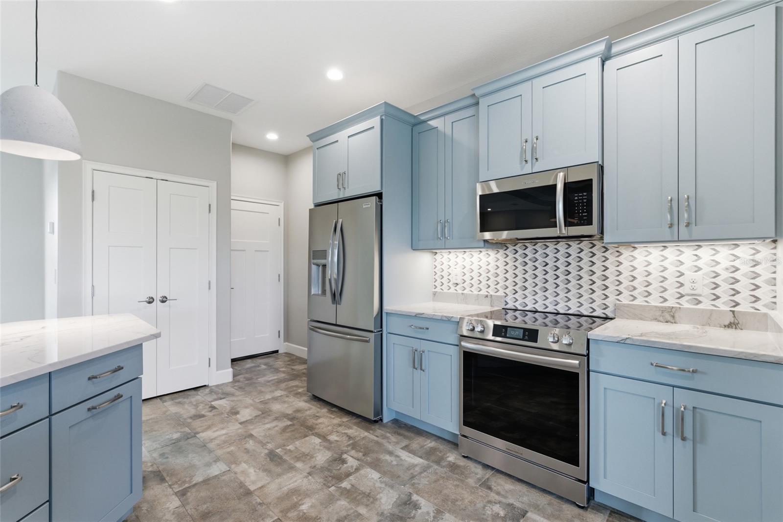 Image 11 of 37 For 14364 Appleton Boulevard