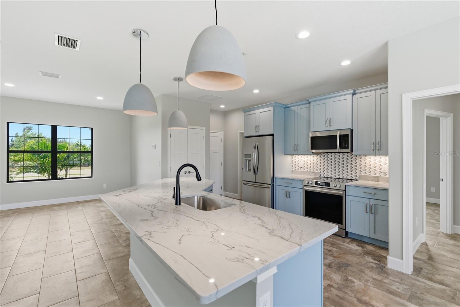 Image 2 of 37 For 14364 Appleton Boulevard