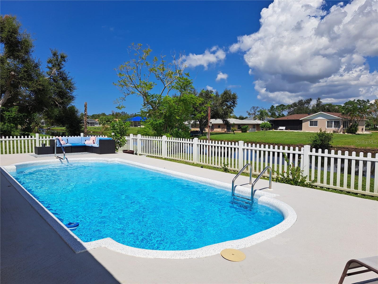 Image 2 of 24 For 231 Caddy Road