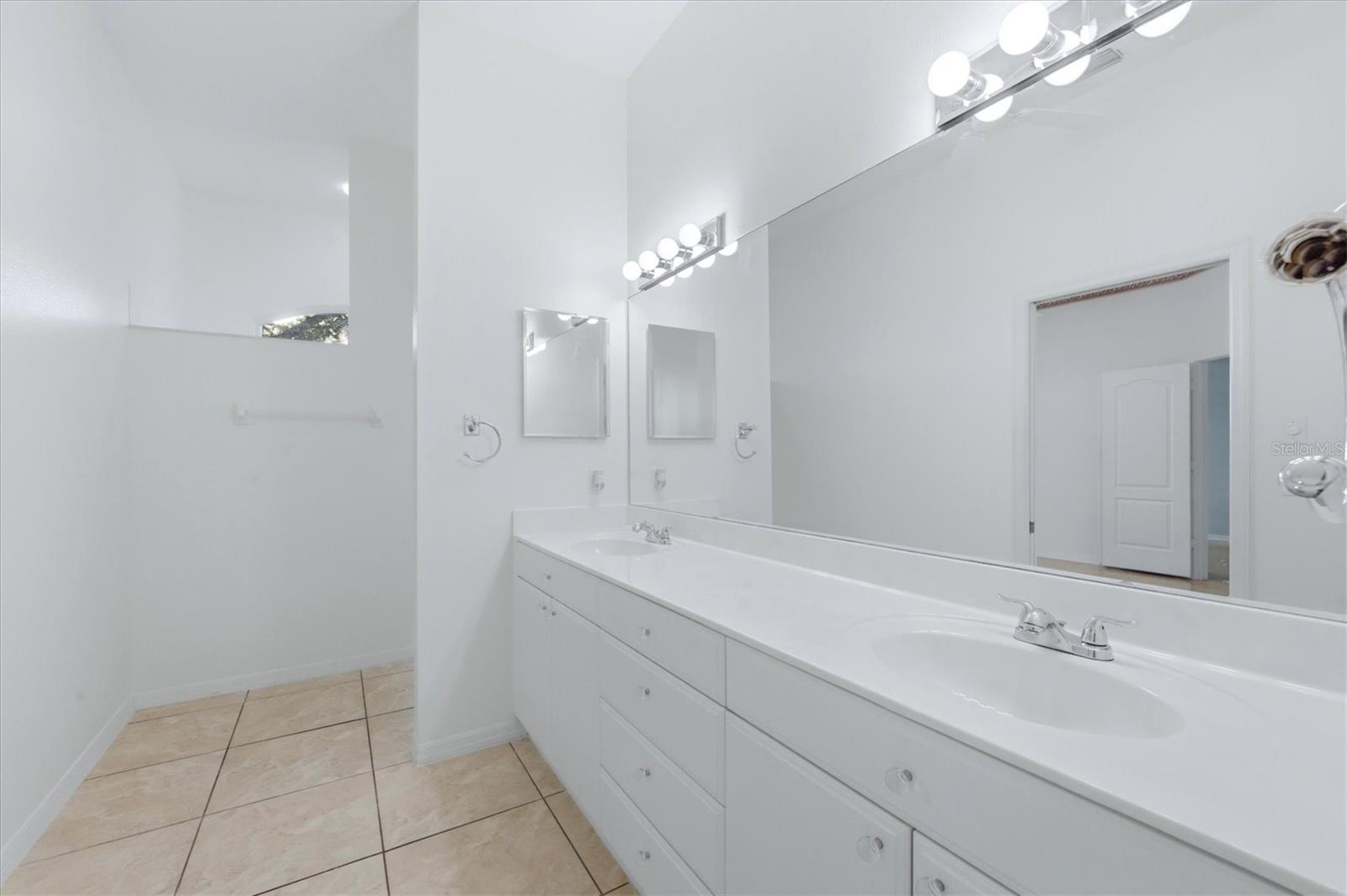 Image 22 of 33 For 2024 Lynx Run