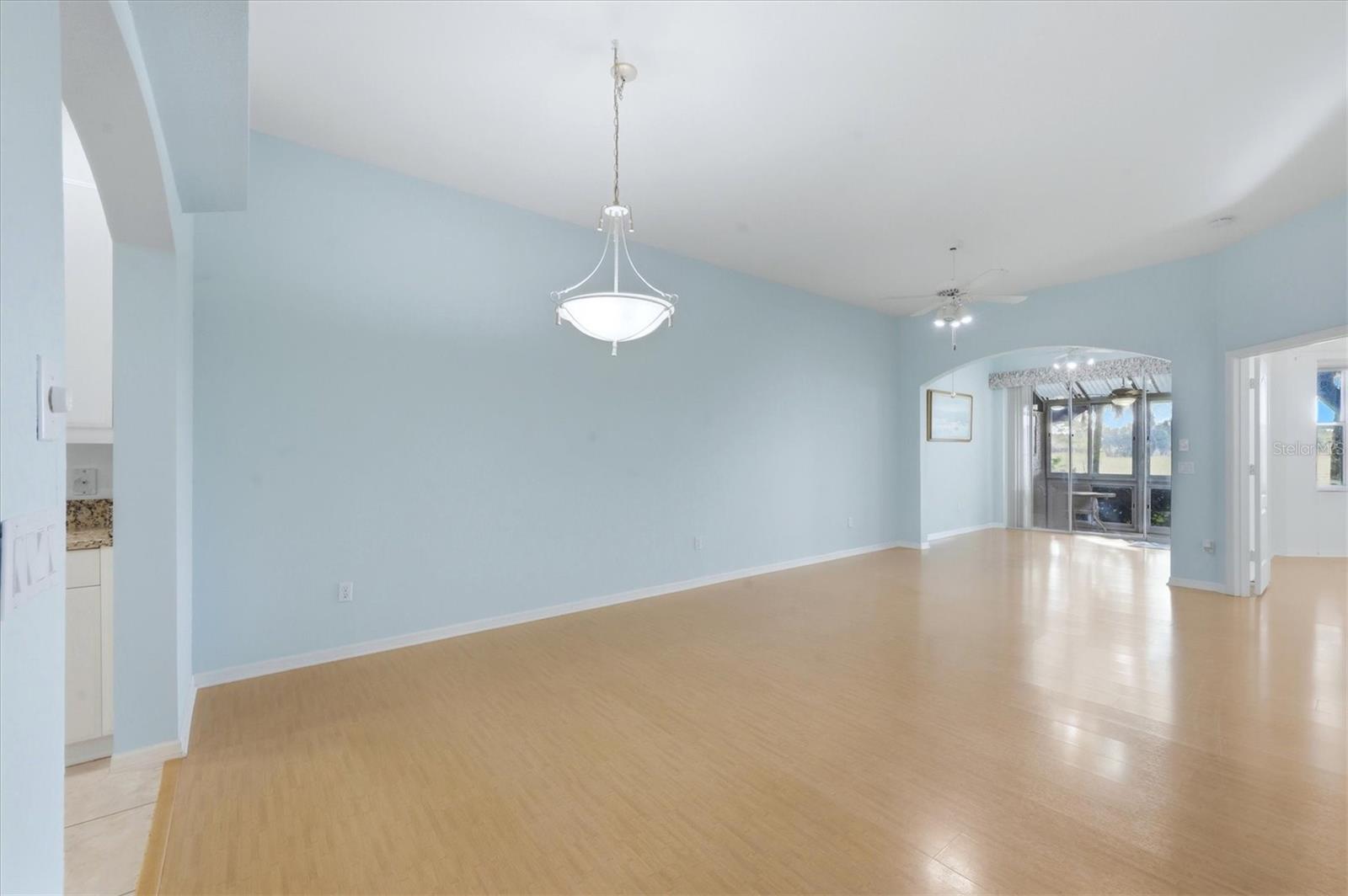 Image 8 of 33 For 2024 Lynx Run