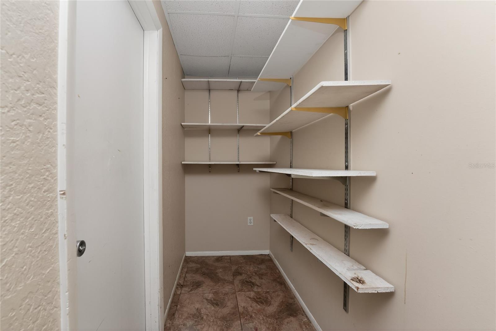 Image 10 of 35 For 4168 Electric Way