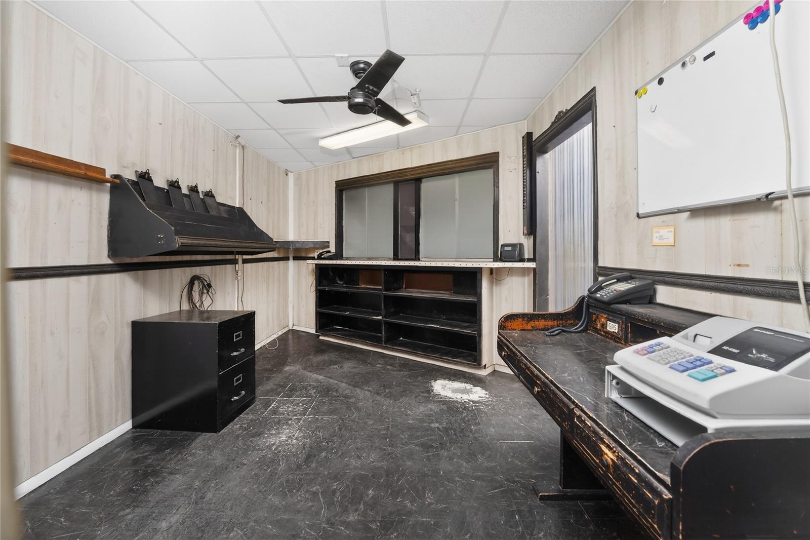 Image 14 of 35 For 4168 Electric Way