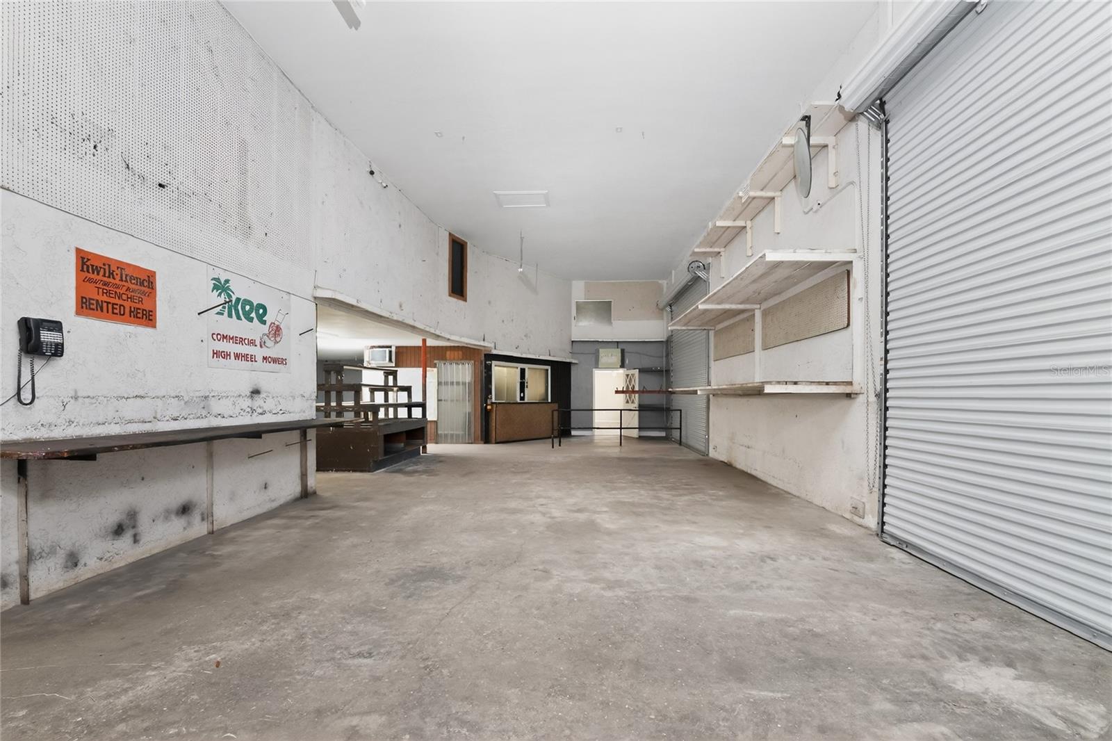 Image 16 of 35 For 4168 Electric Way