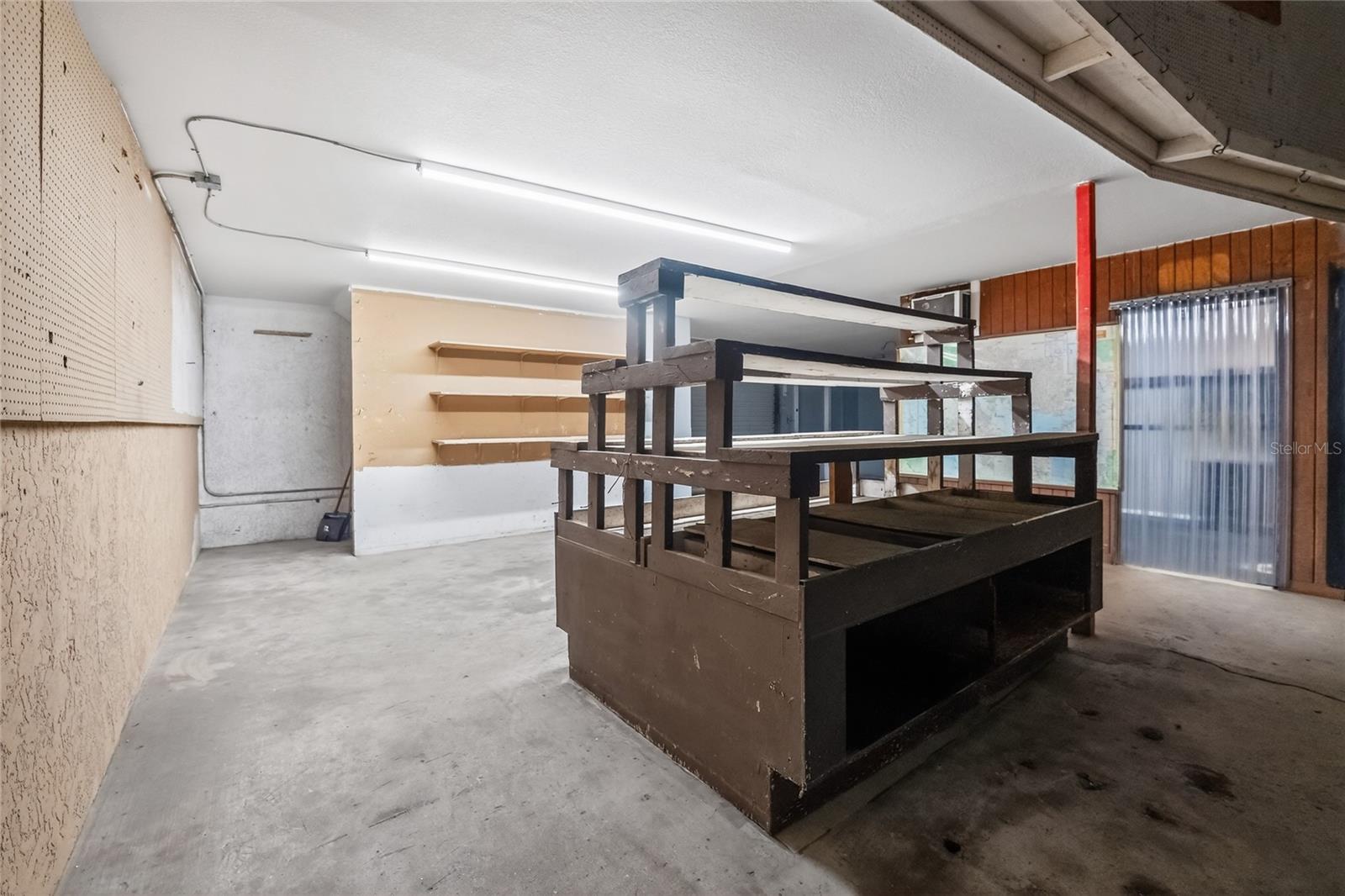 Image 19 of 35 For 4168 Electric Way