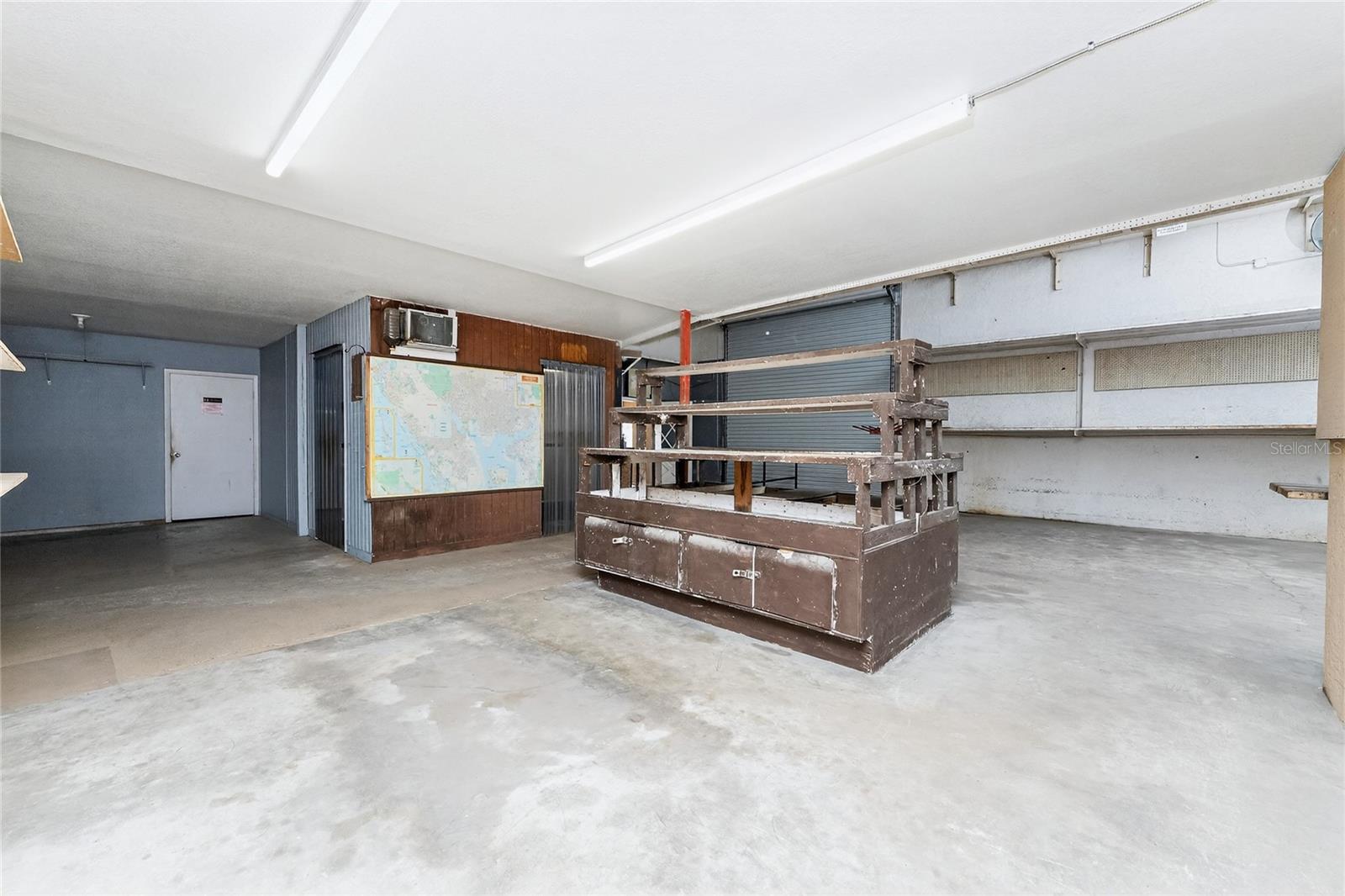 Image 20 of 35 For 4168 Electric Way