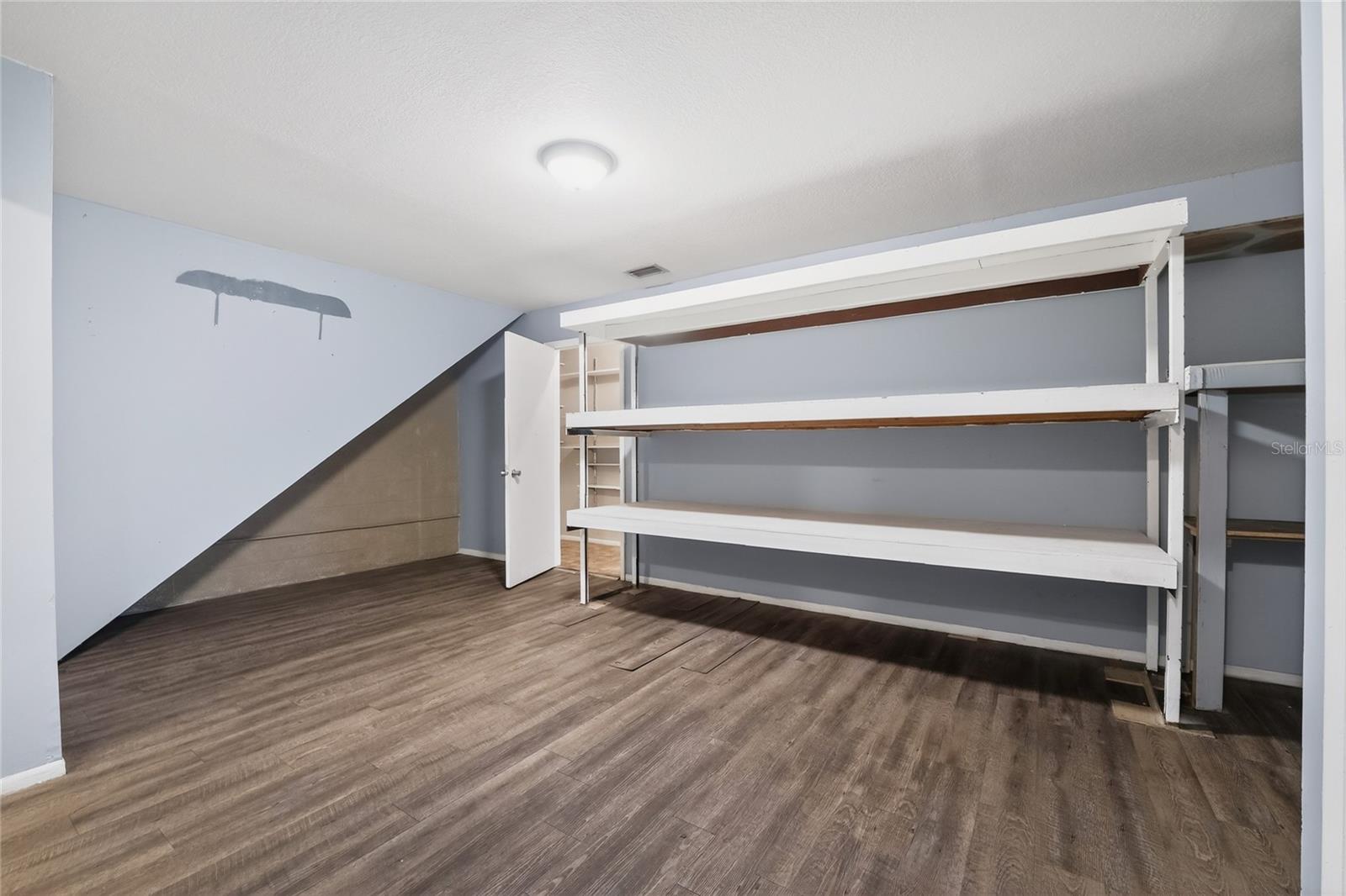 Image 26 of 35 For 4168 Electric Way