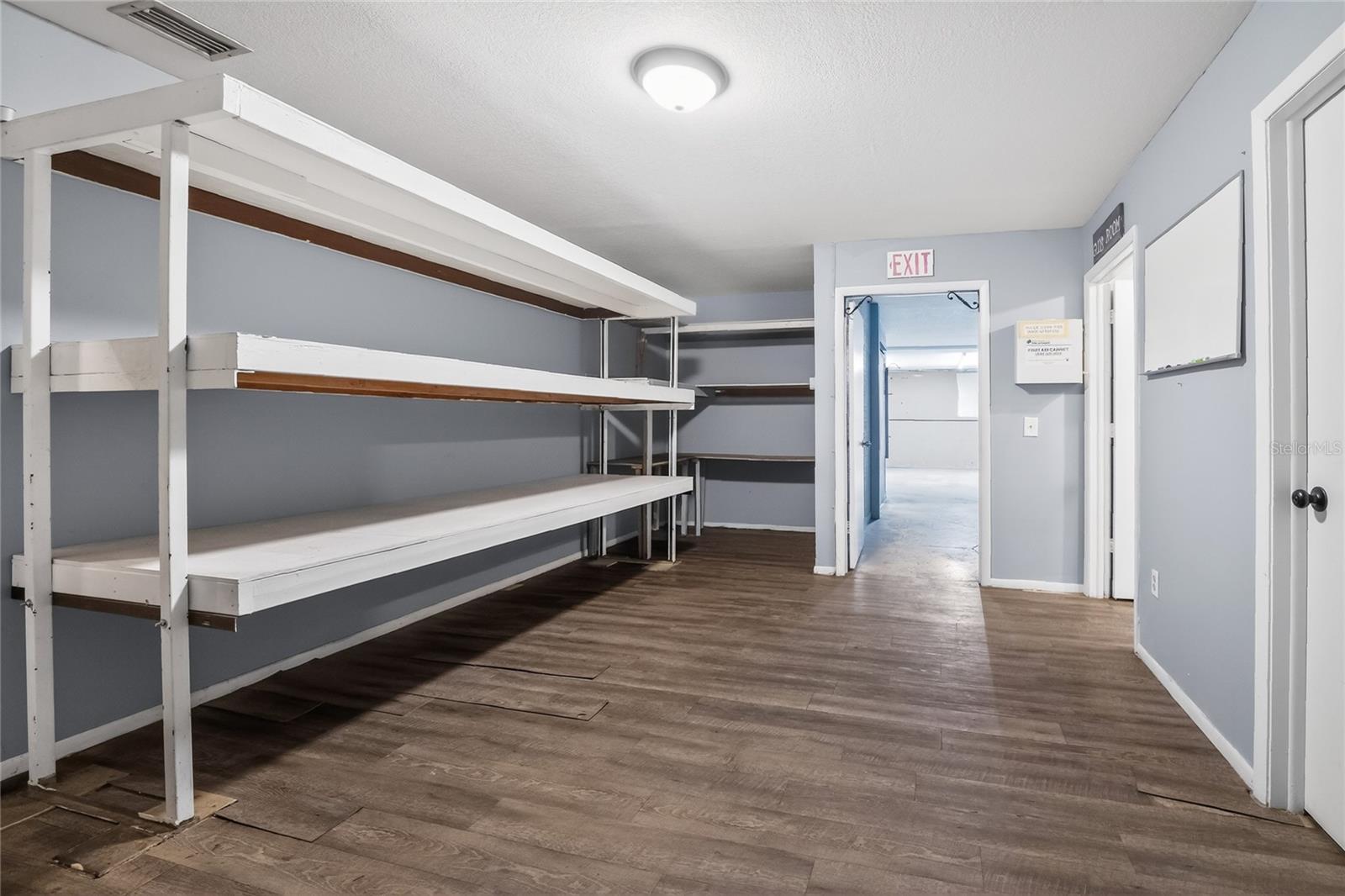 Image 27 of 35 For 4168 Electric Way