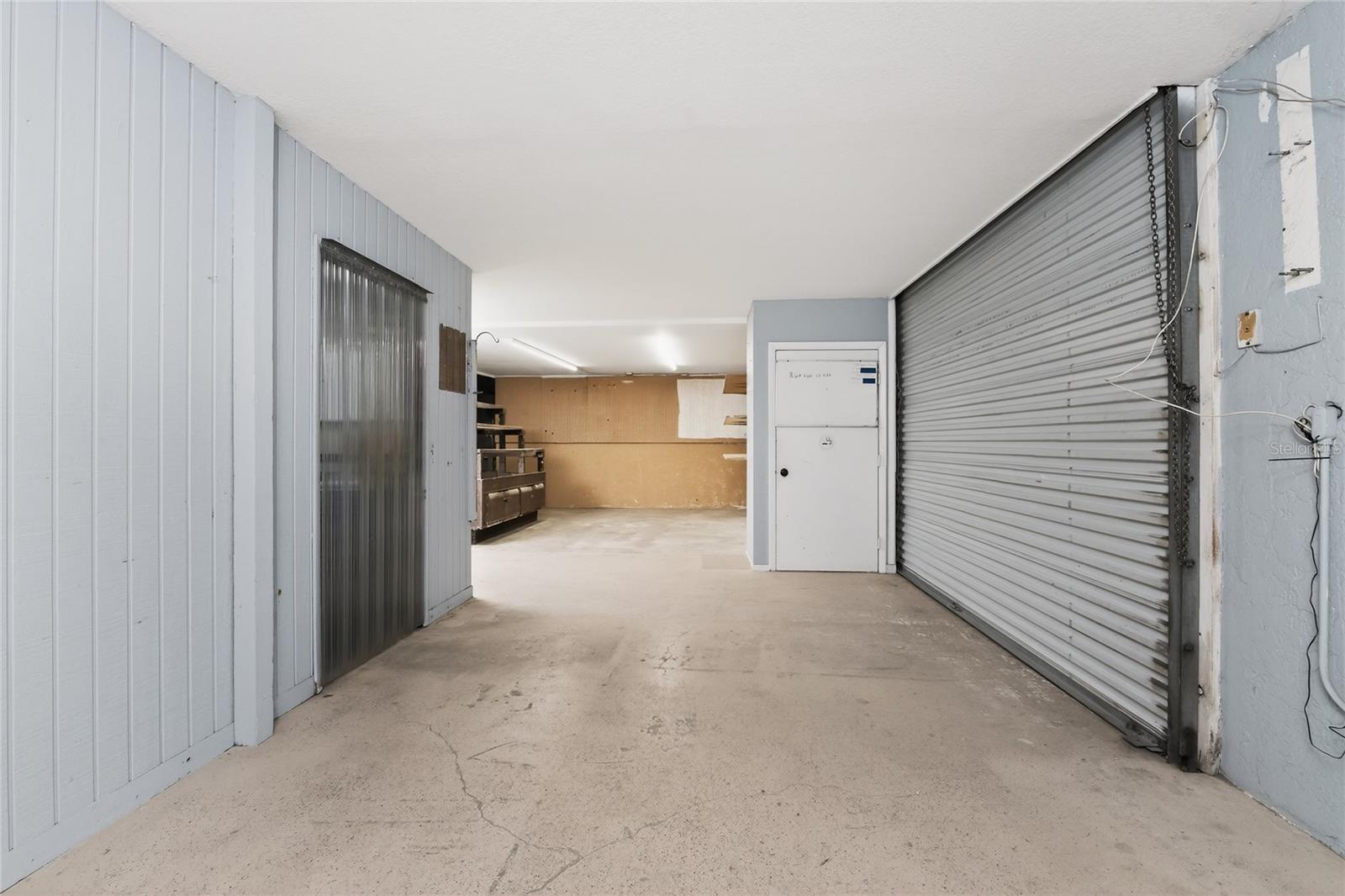 Image 32 of 35 For 4168 Electric Way