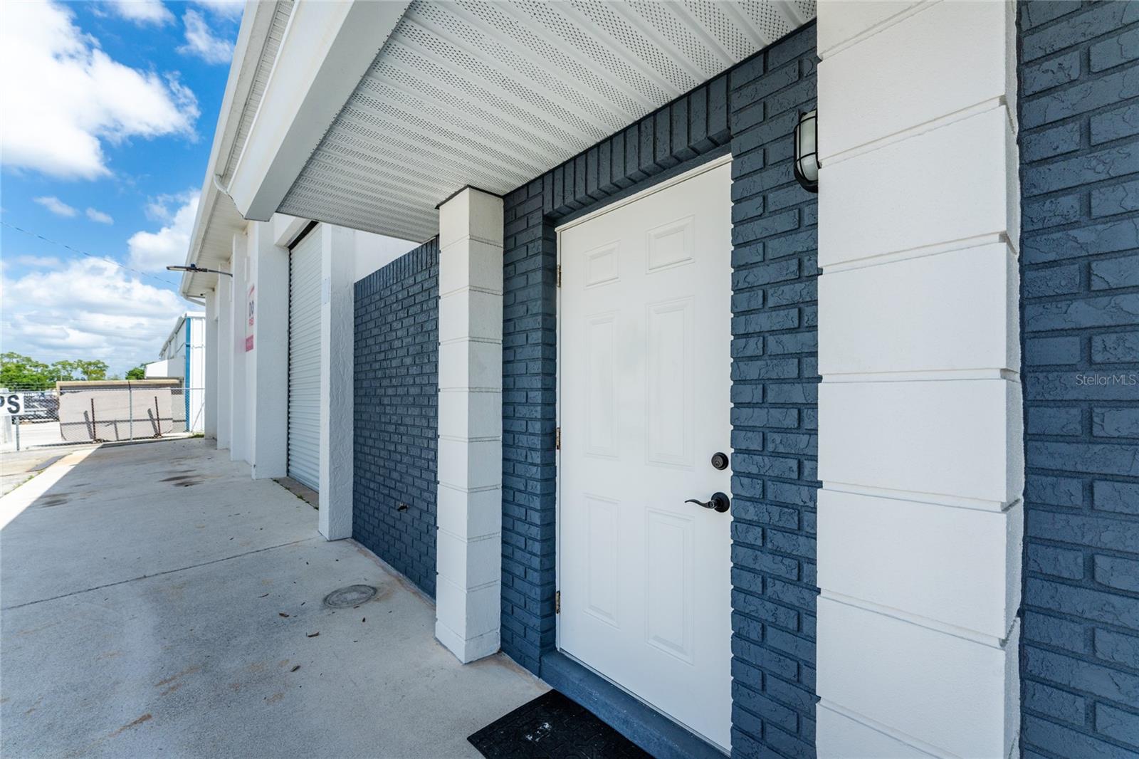 Image 5 of 35 For 4168 Electric Way