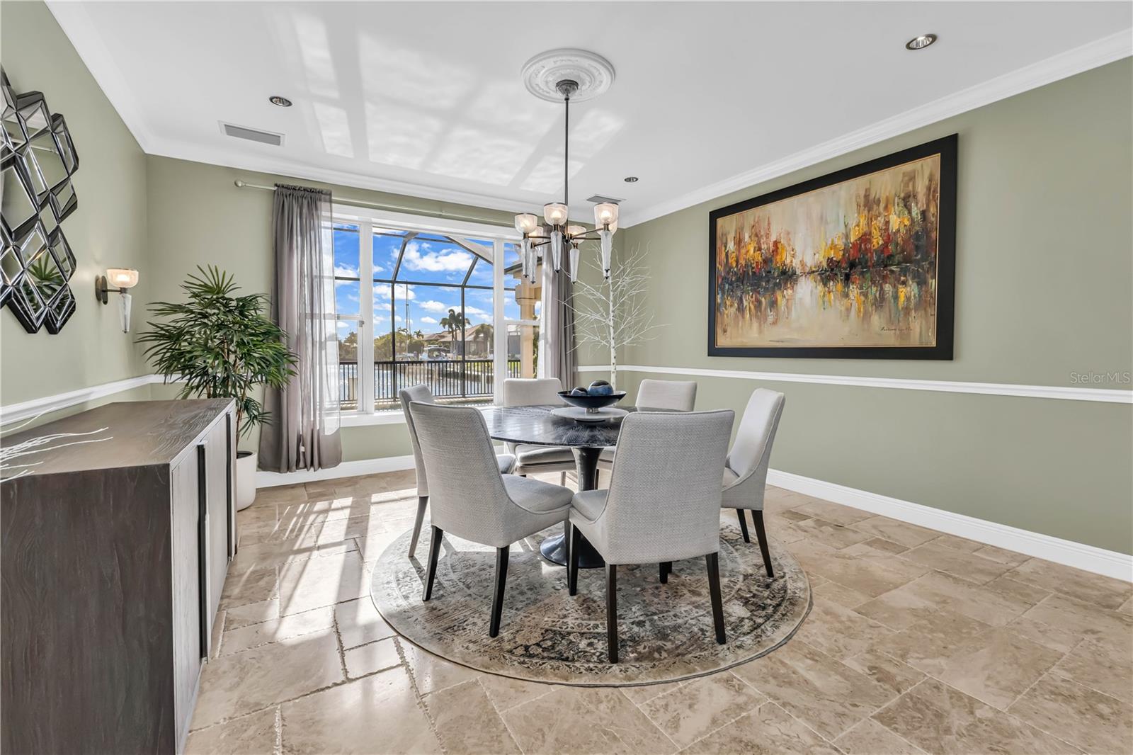 Image 14 of 52 For 44 Colony Point Drive