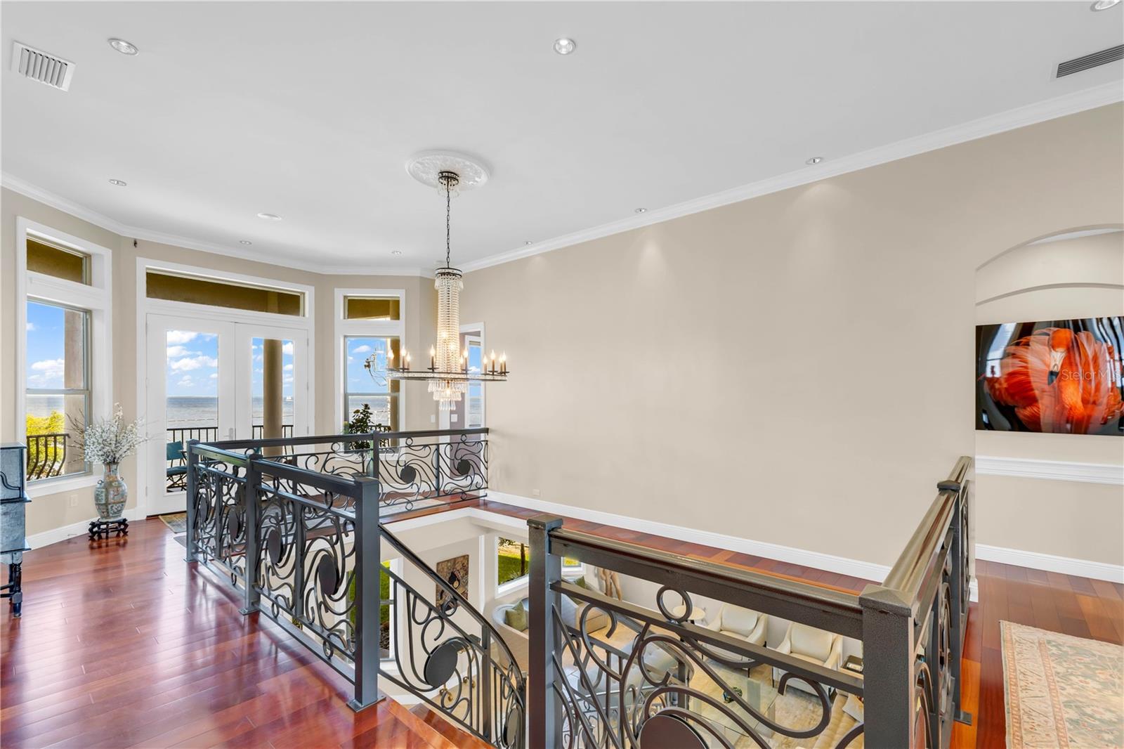 Image 23 of 52 For 44 Colony Point Drive