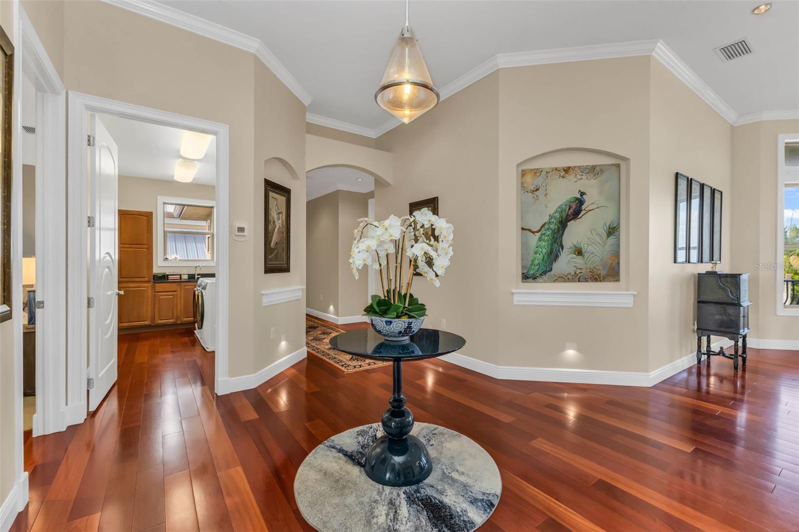 Image 24 of 52 For 44 Colony Point Drive