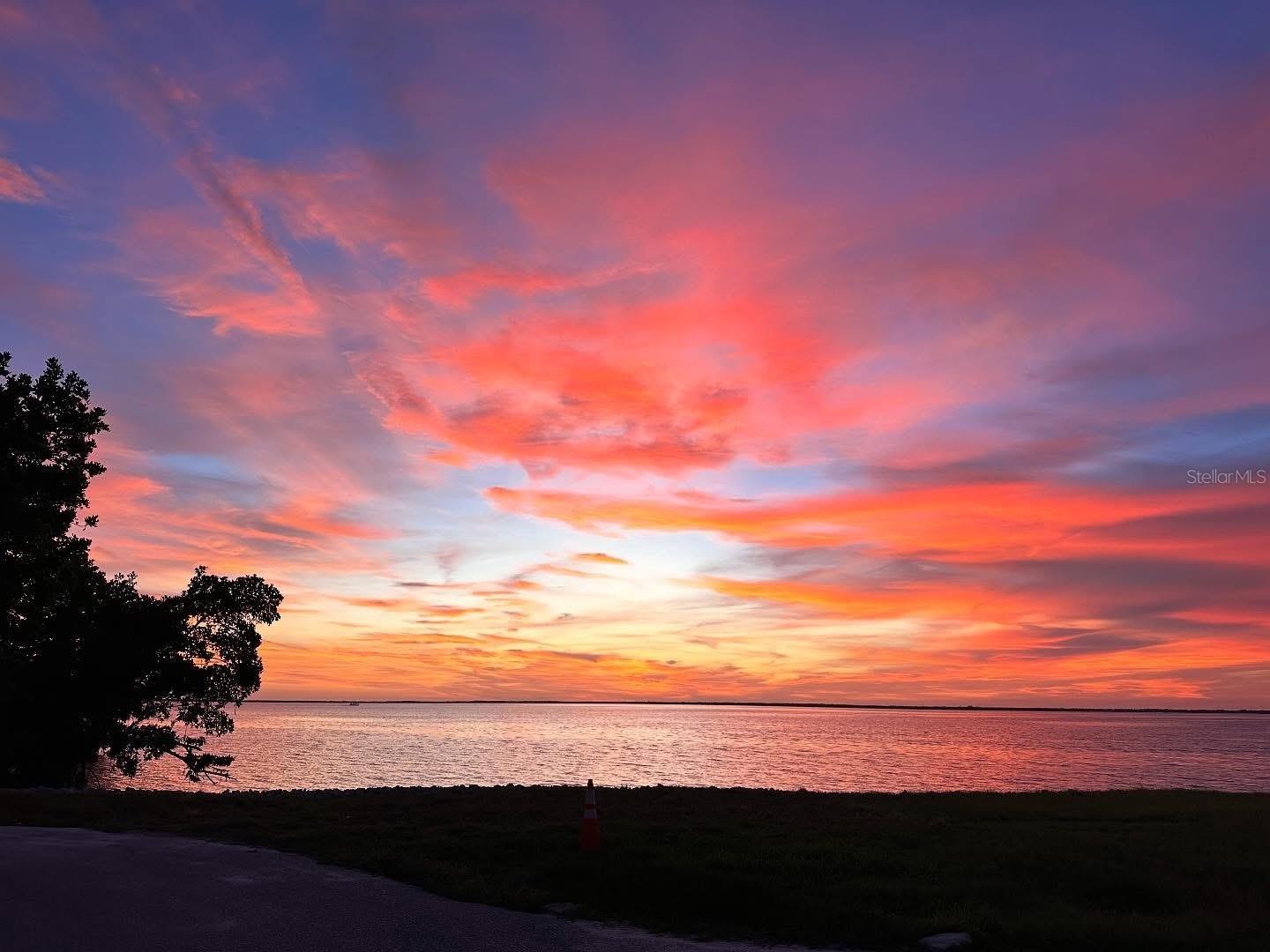 Image 49 of 52 For 44 Colony Point Drive