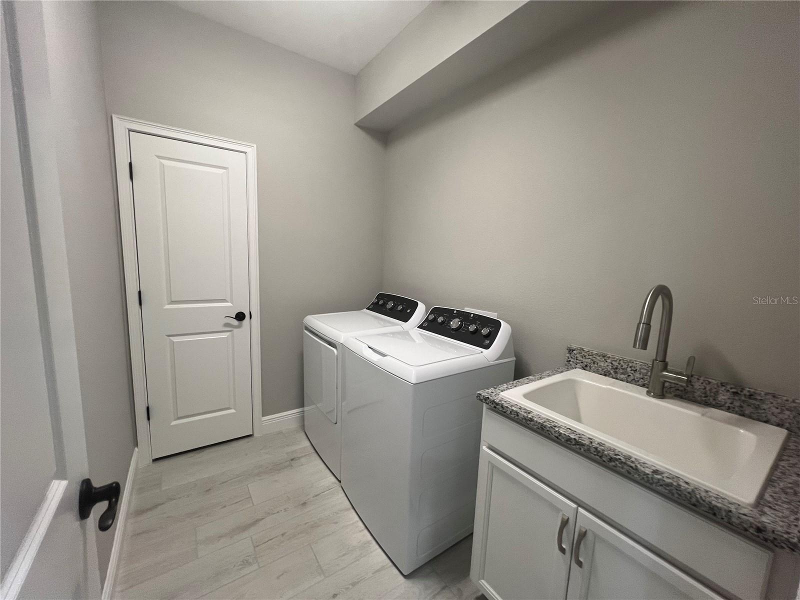 Image 12 of 62 For 133 Thelma Drive