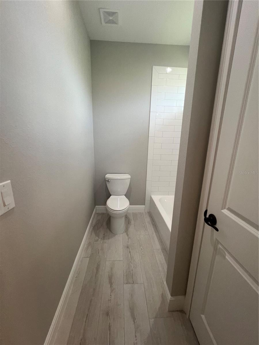 Image 19 of 62 For 133 Thelma Drive